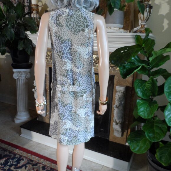 New Gucci 100% Silk Beige Leopard Print Drop-Waist Belted Sheath Dress Size 40-4 - Picture 14 of 16